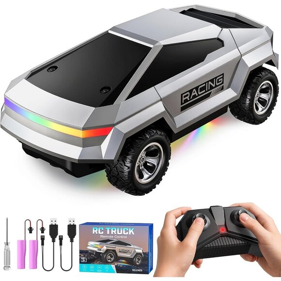 Remote Control Car RC Truck 18KM/H High Speed 1:24 LED Off-Road Monster Truck - Picture 1 of 7